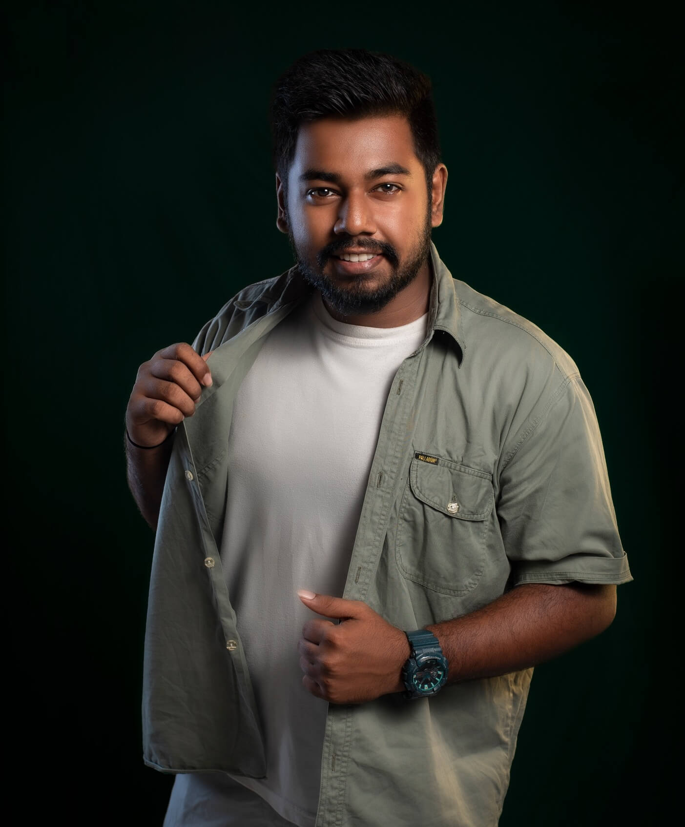 Full portrait profile picture